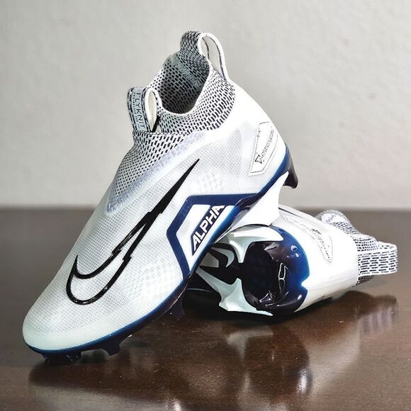 Nike Alpha Menace Elite 3 Flyknit Men's Football Cleats Shoes Size 8 White Black - Picture 1 of 16